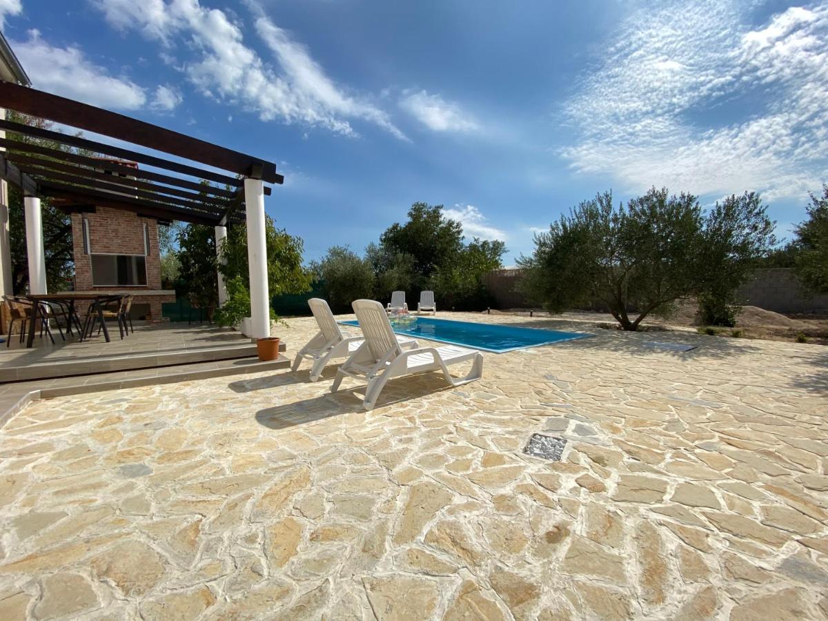 Villa Bubica- Cozy Holiday Home In Rural Area With Pool Stankovci  Esterno foto