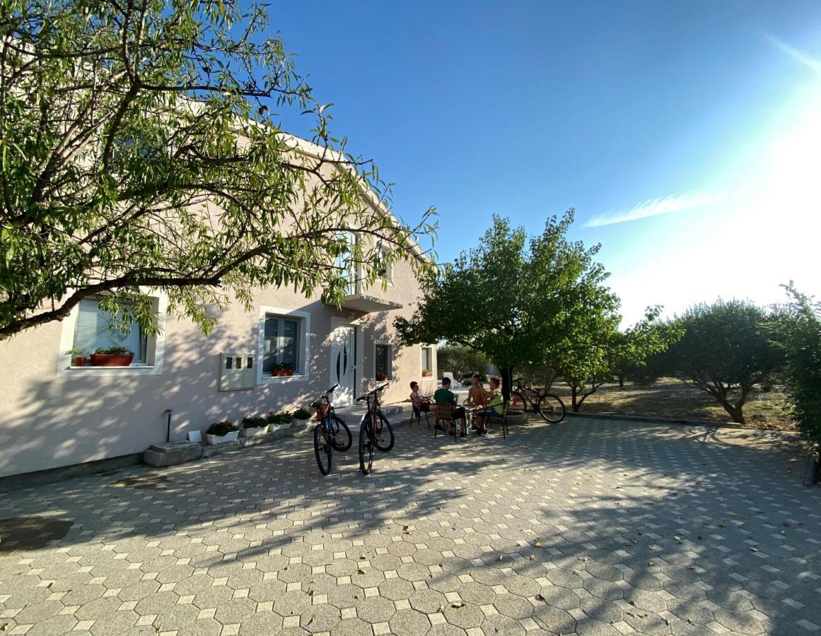 Villa Bubica- Cozy Holiday Home In Rural Area With Pool Stankovci  Esterno foto