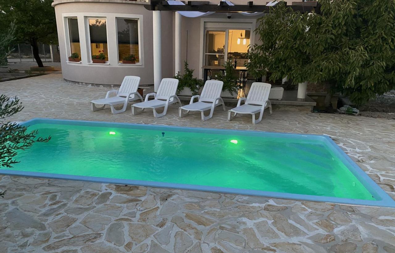 Villa Bubica- Cozy Holiday Home In Rural Area With Pool Stankovci  Esterno foto